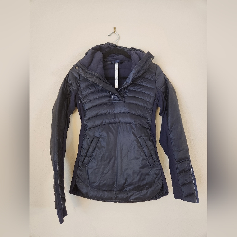 Lululemon Pullover Semi-Puffy Deep Navy Jacket - - image 2
